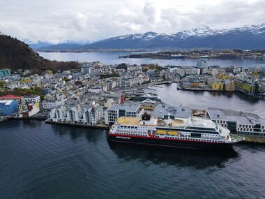 Drone Ålesund Valderhaugfjorden Skansekaia