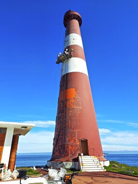 Oppussing av Slettnes fyrstasjon i Gamvik