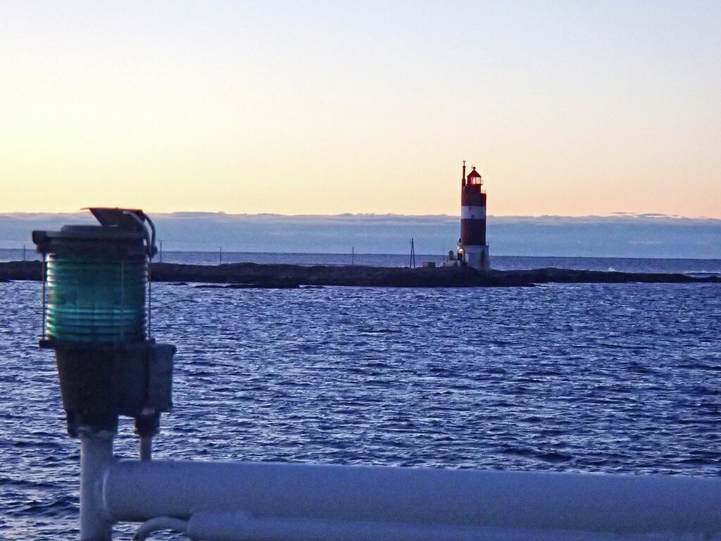 Hauggjegla fyr Smøla