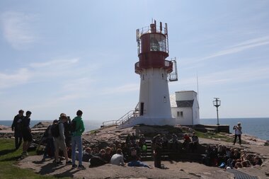 Bauta over norsk fyrvirksomhet Lindesnes fyr
