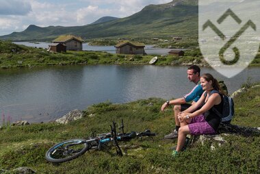 Sykling langs Jotunheimvegen i Valdres