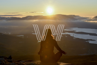 Yoga och vandring i Abisko