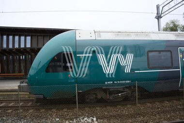 Tog på Eidvoll stasjon