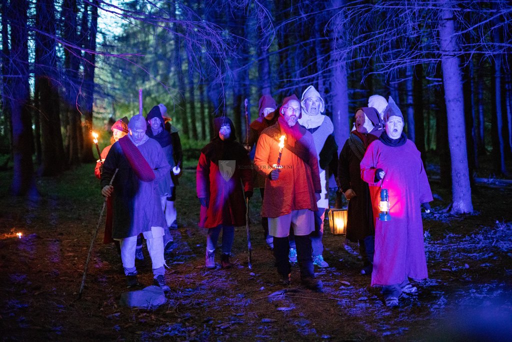 Lysvandring langs Brumunda