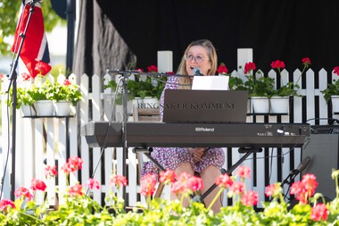 Kakefest i Moelv grunnet regjeringens sykehusvedtak