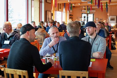 Møtecup for næringslivet på Prøysenhuset