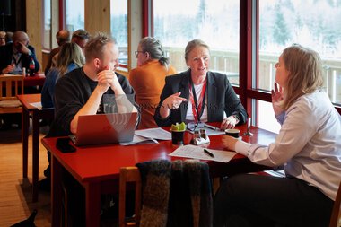 Møtecup for næringslivet på Prøysenhuset