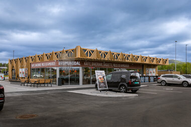 Shell-stasjon i Brumunddal