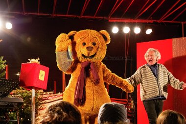 Julegrantenning og jul i Moelv