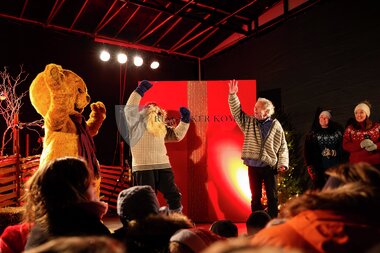 Julegrantenning og jul i Moelv