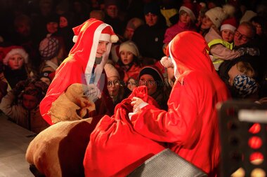 Julegrantenning og jul i Moelv