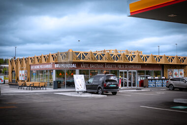 Shell-stasjon i Brumunddal