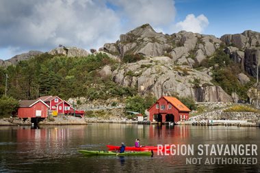 Kayaking ved Nesvåg havn 