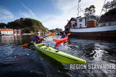 Kayaking ved Nesvåg havn 