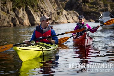 Kayaking ved Nesvåg havn 