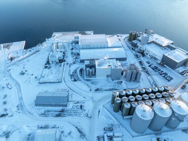 VivoMega Kristiansund dronefoto vinter 2025 fabrikk og administrasjon
