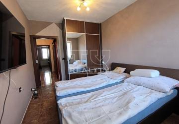 Reality TUreality ponúka na predaj 3 izbový byt so zariadením po kompletnej rekonštrukcii s klimatizáci