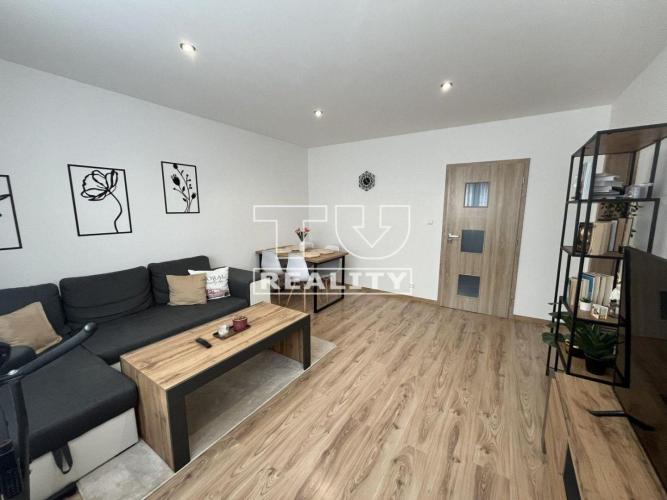 Reality Praktický 3 izbový rekonštruovaný byt s loggiou, PEZINOK 62,3 m2