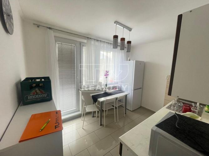 Reality 1 IZBOVÝ BYT HÁJIK , 37m2