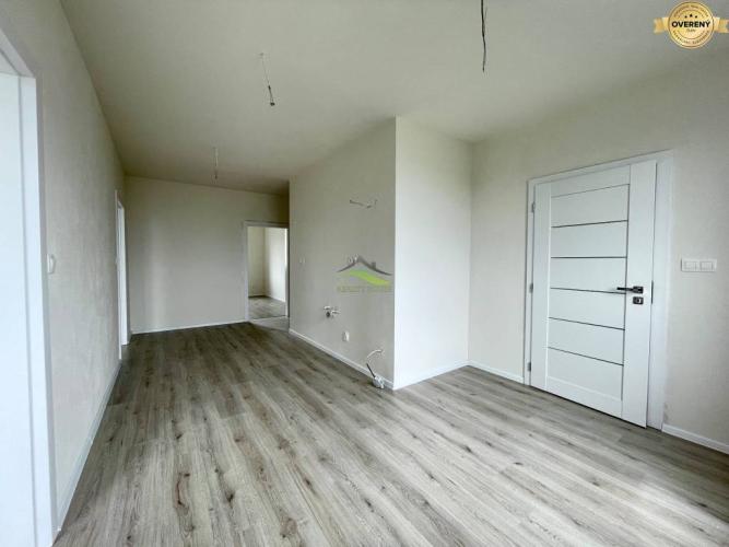 Reality Novší 3 izbový priestranný byt - 75 m2 na sídlisku SNP