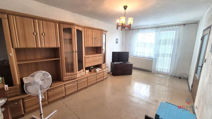 Reality Predaj - 3izbový byt Kovarce - balkón