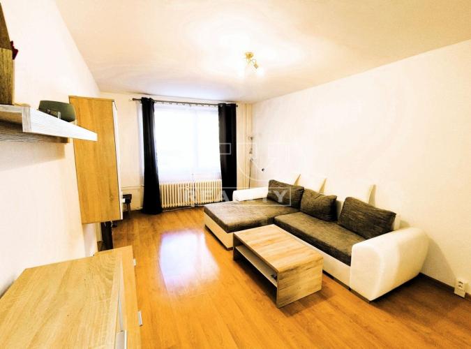Reality LEN U NÁS! Dvojizbový byt s lódžiou v centre mesta, 65 m2