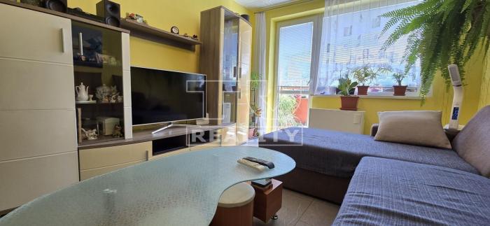 Reality Exkluzívne - predaj 2i bytu s dvomi loggiami v blízkosti Banskej Bystrice, 54,73 m2