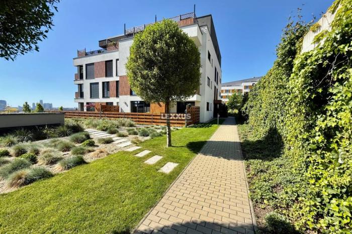 Reality LEXXUS | ZARIADENÝ 4i byt s terasou, NOVÁ KOLIBA, BA III., 118,50 m2