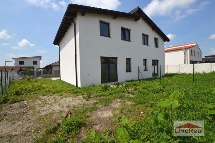 Reality Moderný 4izb, byt/dom, 2podlažný, novostavba, "B" certifikát, pozemok 2,5á, tichá slepá ulica