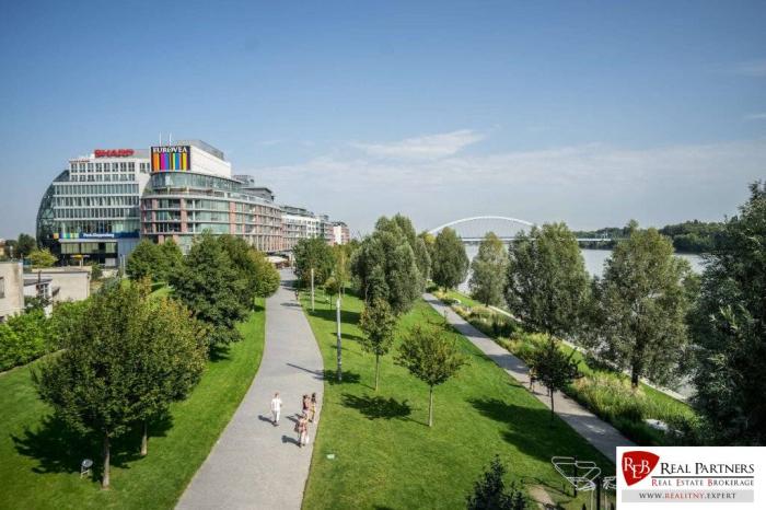 Reality REB.sk,Predaj 3 izbový byt,100m2,Pribinova ulica,EUROVEA,Bratislava I