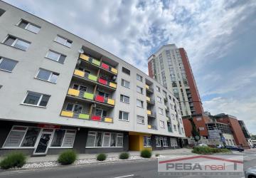 Reality TOP! Predaj krásneho a kompletne zariadeného 3i bytu 84 m2 v NOVOSTAVBE na Úderníckej ul. v Petr