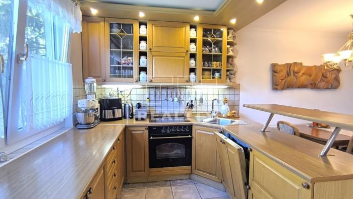 Reality Na predaj 3izbový byt so zariadením v meste Partizánske, 82m2