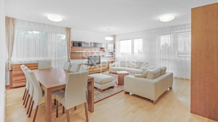 Reality Veľmi pekný 4i byt 110m2, s klimatizáciou, 2x balkón a dvojgaráž