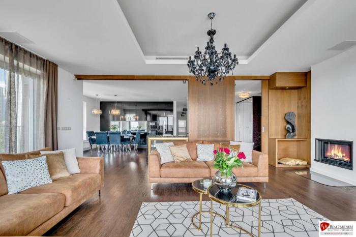 Reality Predaj, Luxusný 4 izbový byt, 180 m2 + 25 m2, Condominium Renaissance