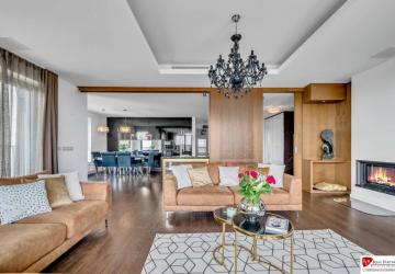 Reality Predaj, Luxusný 4 izbový byt, 180 m2 + 25 m2, Condominium Renaissance