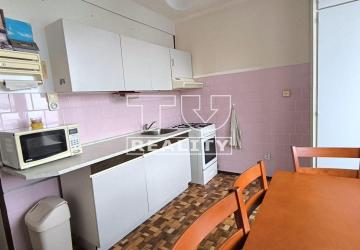 Reality 2-IZBOVÝ BYT,ČIASTOČNÁ REKONŠTRUKCIA,BALKÓN,NOVÉ MESTO,56m2