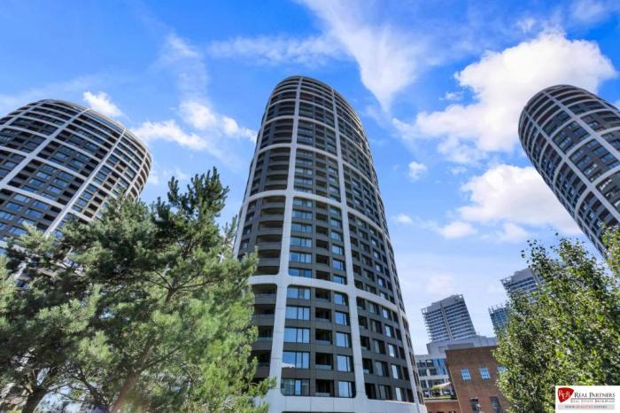 Reality REB.SK, Predaj luxusný 2-izbový byt, 50 m2, Továrenská ulica, SKY PARK
