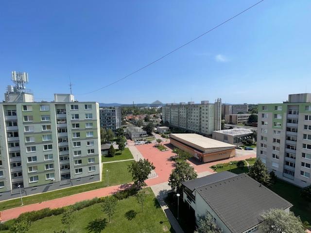 Reality Na predaj 2-izb. byt na ul. D. Skuteckého v Malackách