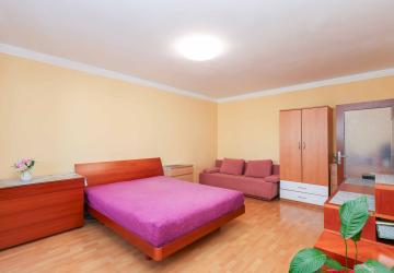 Reality Priestranný 1-izb.byt+loggiou Vrakuňa,42 m², výborná poloha