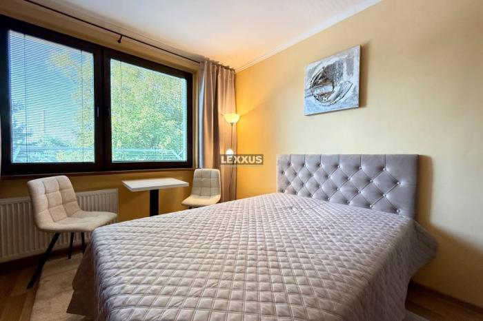 Reality LEXXUS | ZARIADENÁ garzónka na začiatku Petržalky,Vilová ul., 20 m2