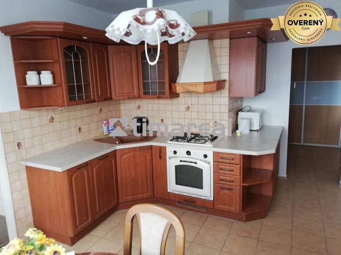 Reality TIMA Real - Priestranný 4i byt 87m2, čiastočná rekonštrukcia, Cífer