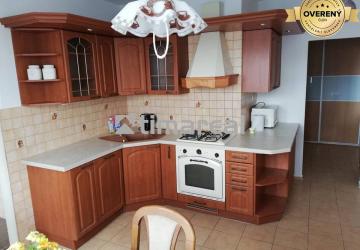 Reality TIMA Real - Priestranný 4i byt 87m2, čiastočná rekonštrukcia, Cífer
