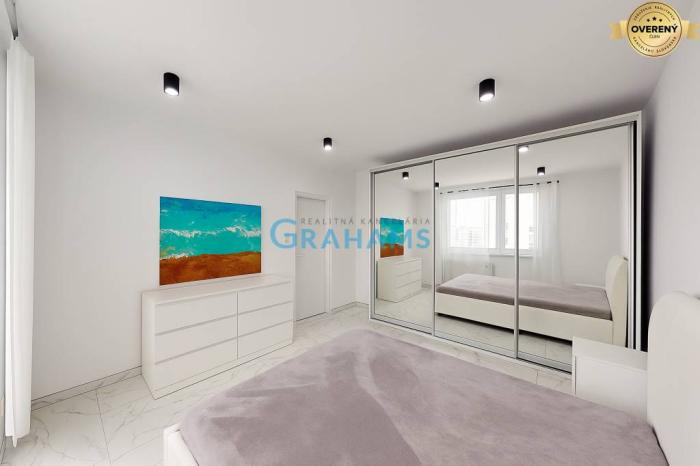 Reality 3D, predaj dvojgarsónky po kompl. rekon., 2 x loggia, Mlynarovičova