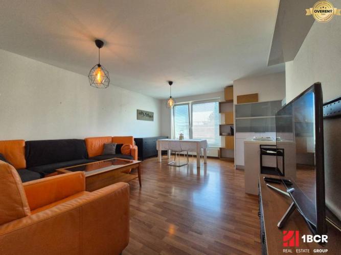 Reality CENTRUM MESTA! 3 – IZB. BYT, KOMPLET ZARIADENÝ, ul. MOYZESOVA, PEZINOK