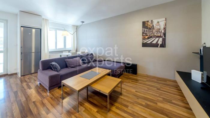 Reality Veľmi pekný, moderný 3i byt 81 m2, s balkónom, možnosť parkovania
