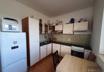 Reality VIVAREAL* PRENÁJOM! Nízkoenergetický 1-izb. byt, kompletne zariadený, výmera 35 m2, obec Šelpi