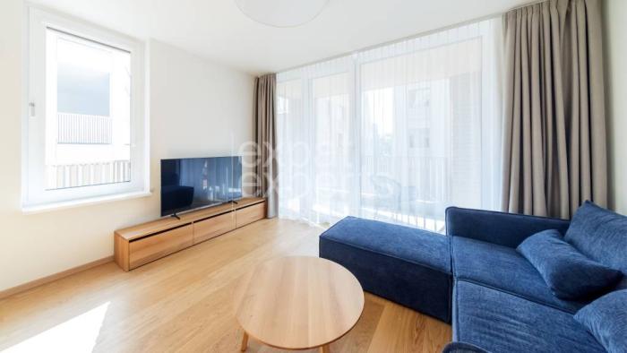 Reality Veľkometrážny, dizajnový 1i byt 48m2 lodžia, VYDRICA