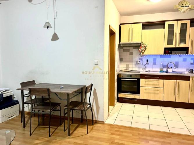 Reality Predaj 2 izbový útulný byt, Tomášikova ulica, Bratislava II. Ružinov