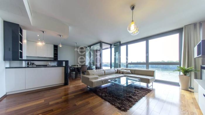 Reality Exkluzívny nadštandardný 3i byt 93m2,výhľad na Dunaj, parking, EUROVEA