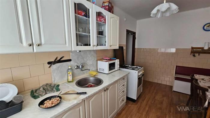 Reality VIVAREAL*  ATRAKTÍVNA LOKALITA!  2 izb. tehlový byt, výmera až 62 m2, balkón, parkovanie vo dvo